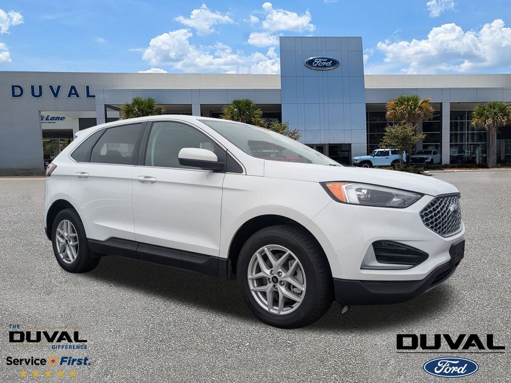 2023 Ford Edge