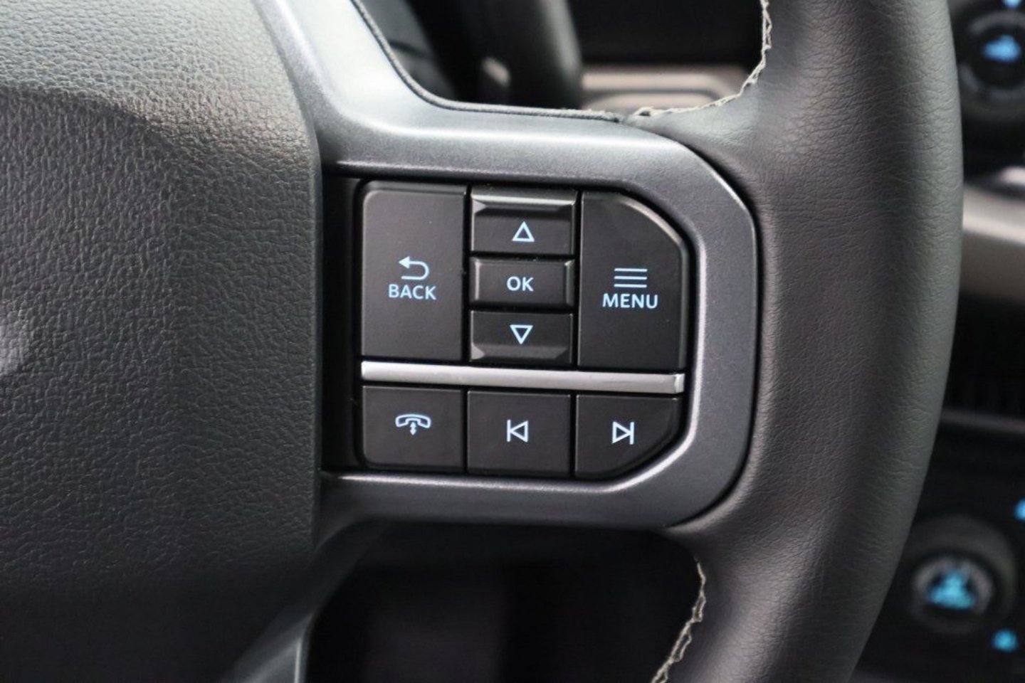 2025 Ford F-150 XLT - Photo 19