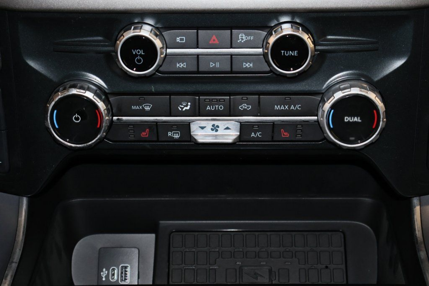 2025 Ford F-150 XLT - Photo 24