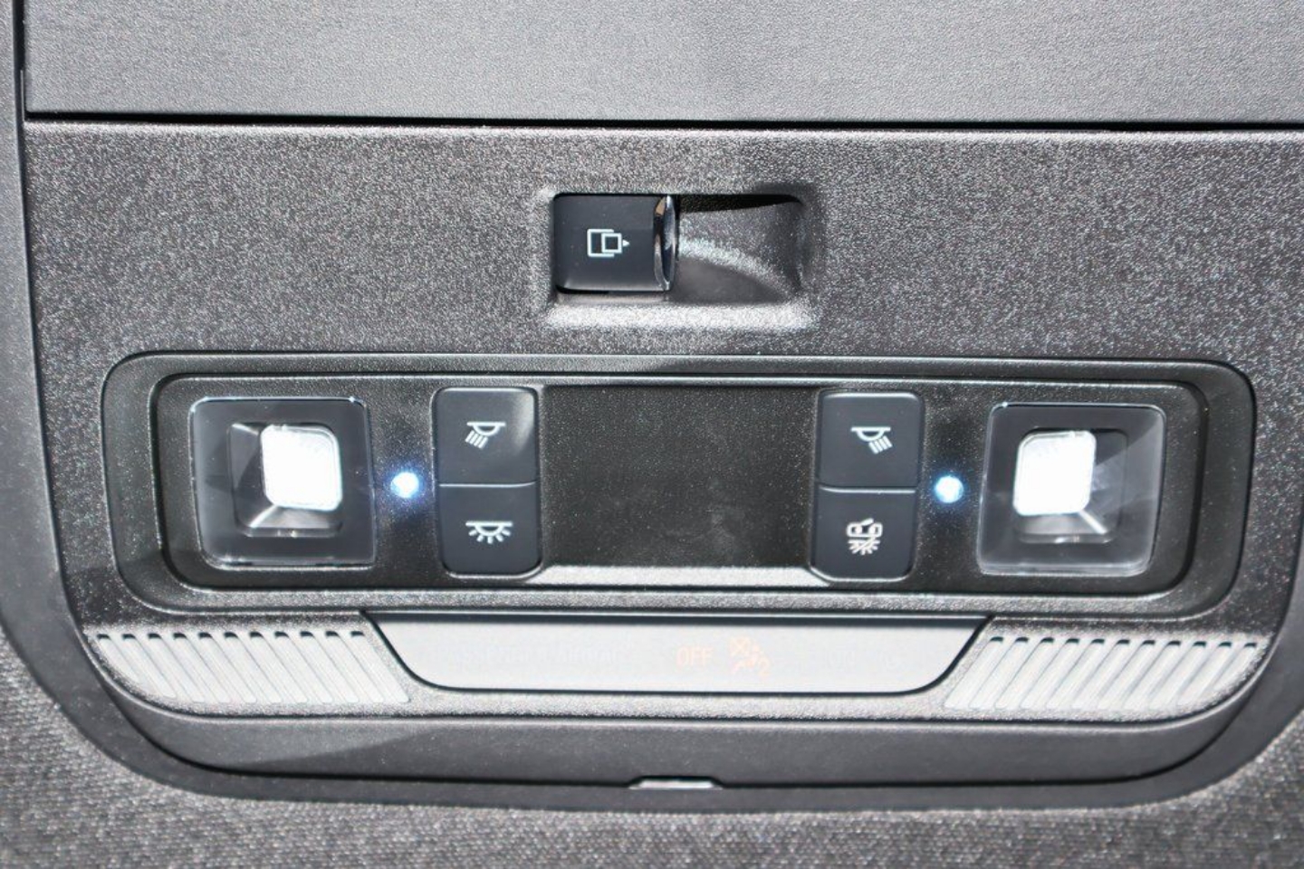 2025 Ford F-150 XLT - Photo 26