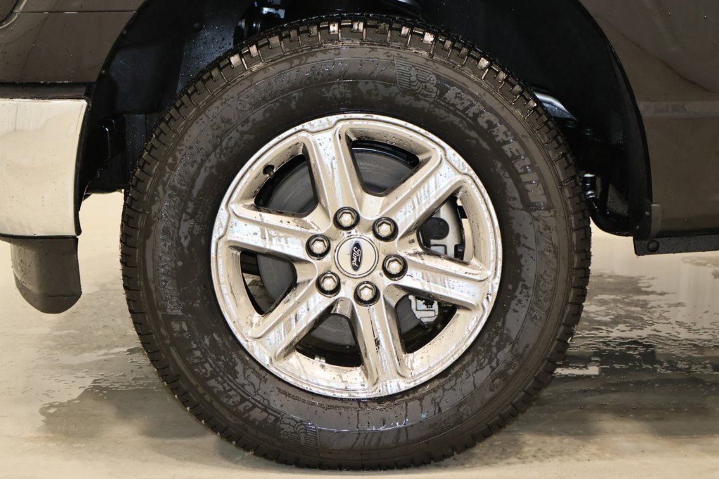 2025 Ford F-150 XLT - Photo 31