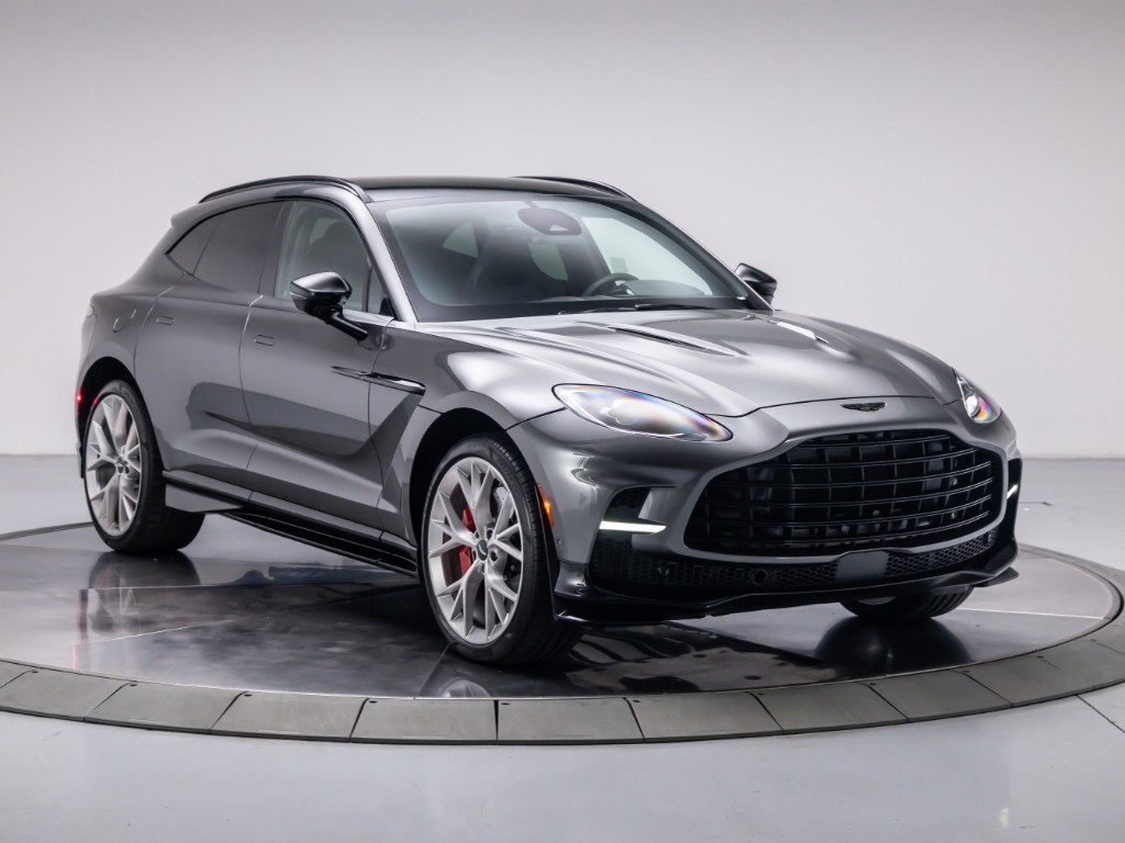 2026 Aston Martin DBX 707