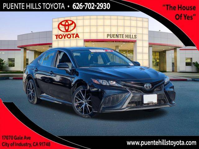 2023 Toyota Camry SE