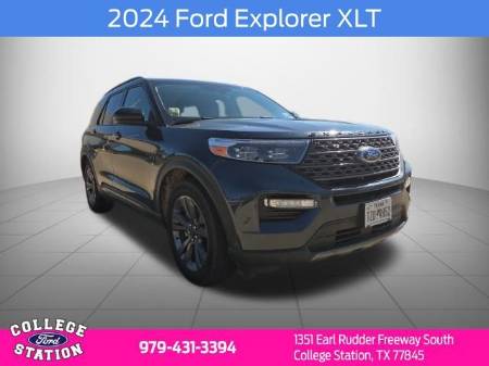 2024 Ford Explorer XLT