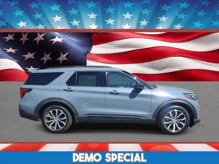 2026 Ford Explorer ST-Line