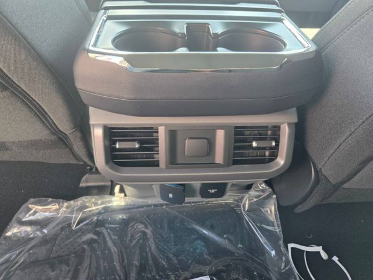 2025 Ford F-150 Lariat - Photo 15
