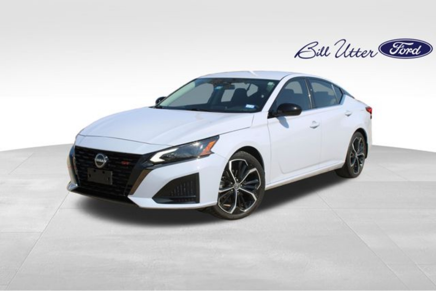 2023 Nissan Altima SR