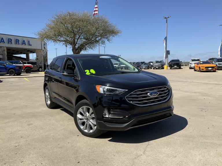2024 Ford Edge Titanium