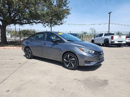 2024 Nissan Versa 1.6 SR