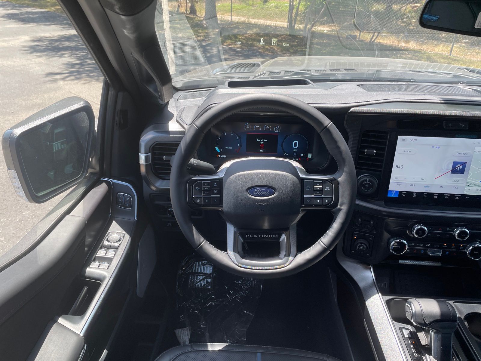 2025 Ford F-150 Platinum - Photo 6