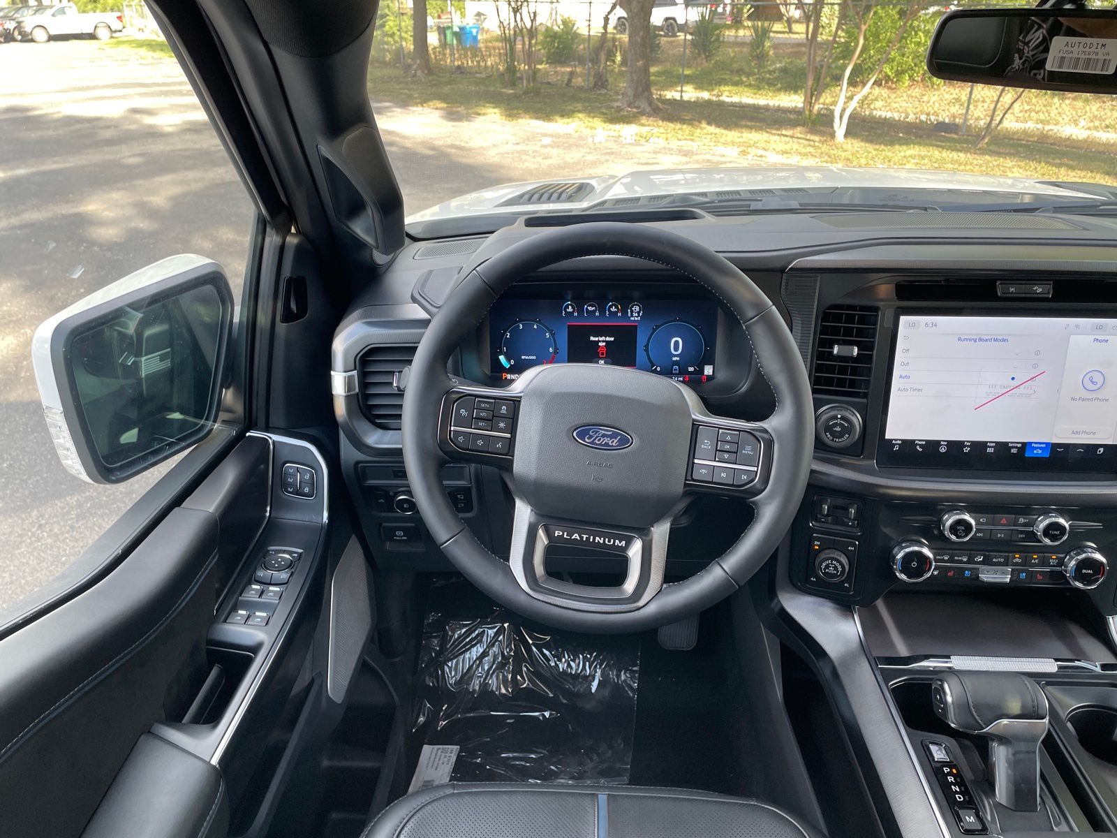 2025 Ford F-150 Platinum - Photo 6