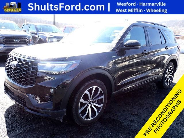 Used 2025 Ford Explorer ST-Line