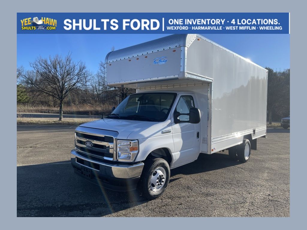 New 2027 Ford E-450SD Base