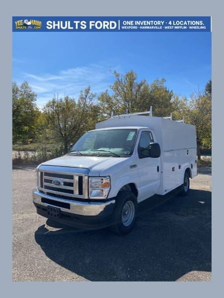 2025 Ford E-350SD Base