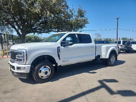 2026 Ford Super Duty F-350 DRW Platinum