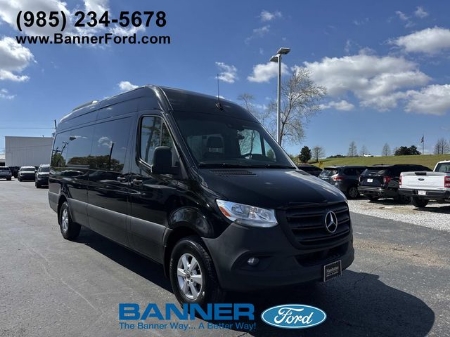2021 Mercedes-Benz Sprinter 2500 Passenger 170 WB