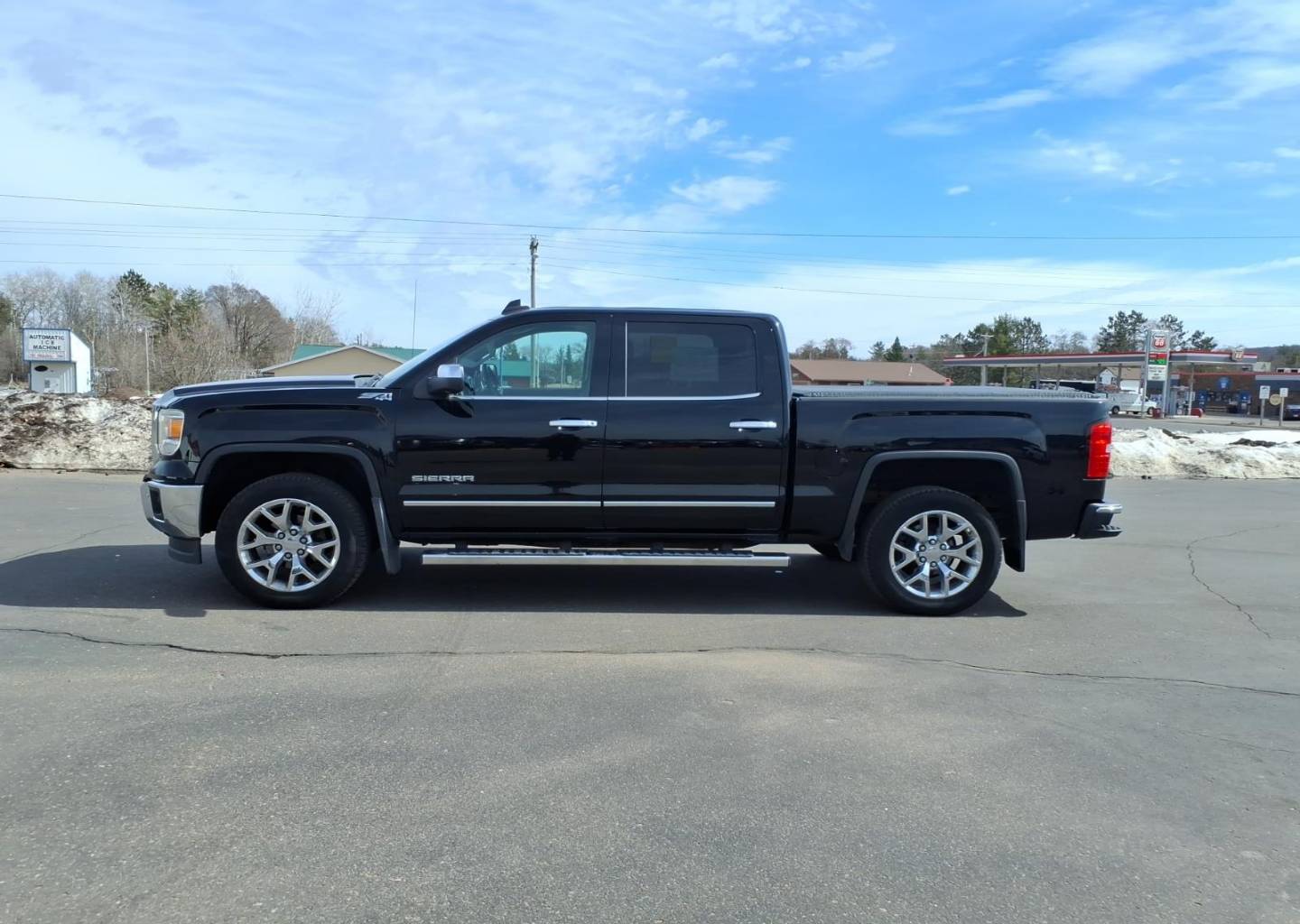 Used 2015 GMC Sierra 1500 SLT with VIN 3GTU2VECXFG138712 for sale in Minong, WI