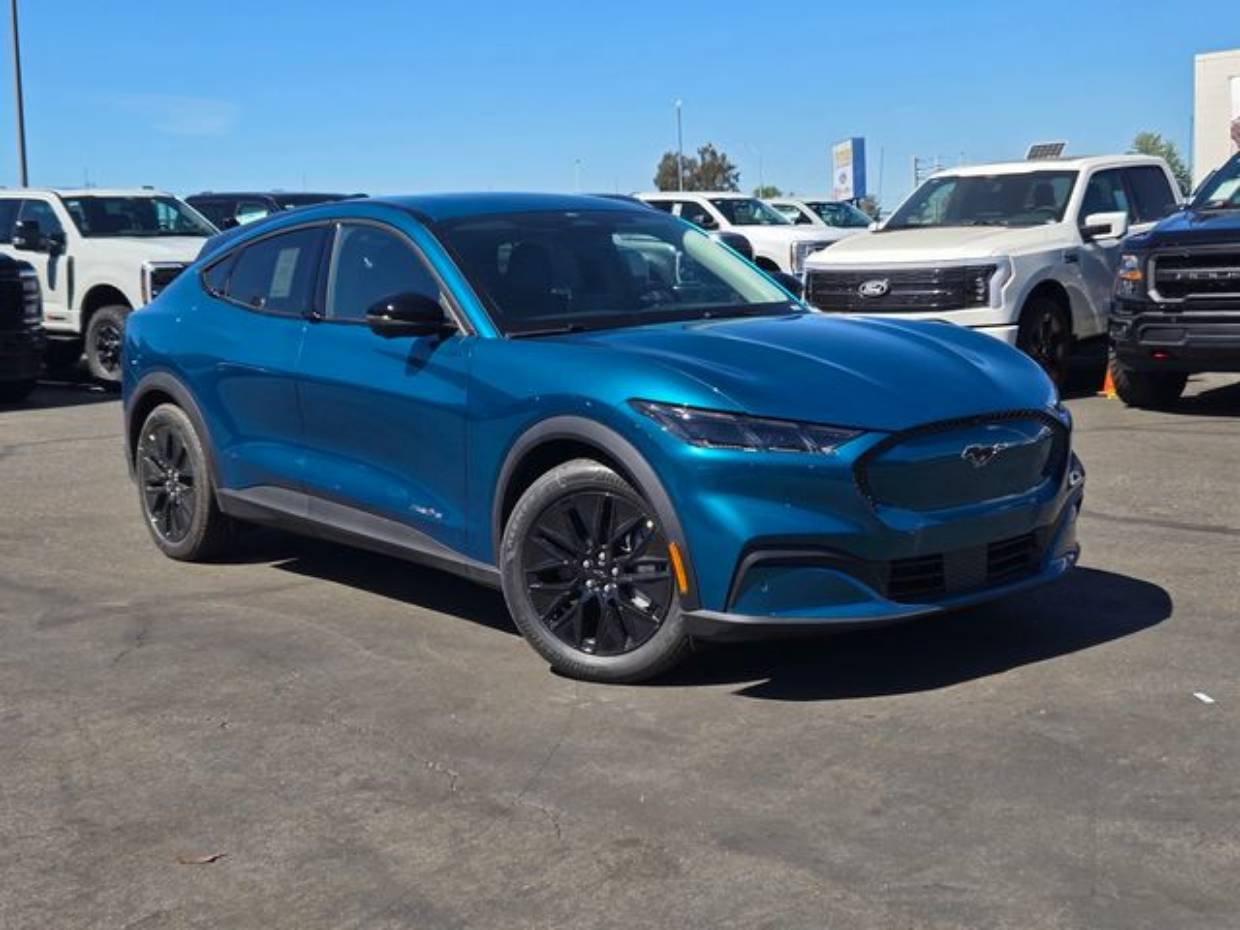 2026 Ford Mustang-Mach-e Select's photo