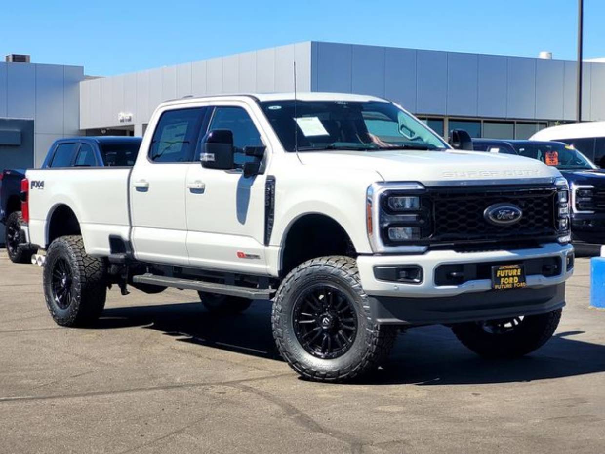 2026 Ford F-350 Lariat 4x4 Crew Cab 8' Box SRW's photo