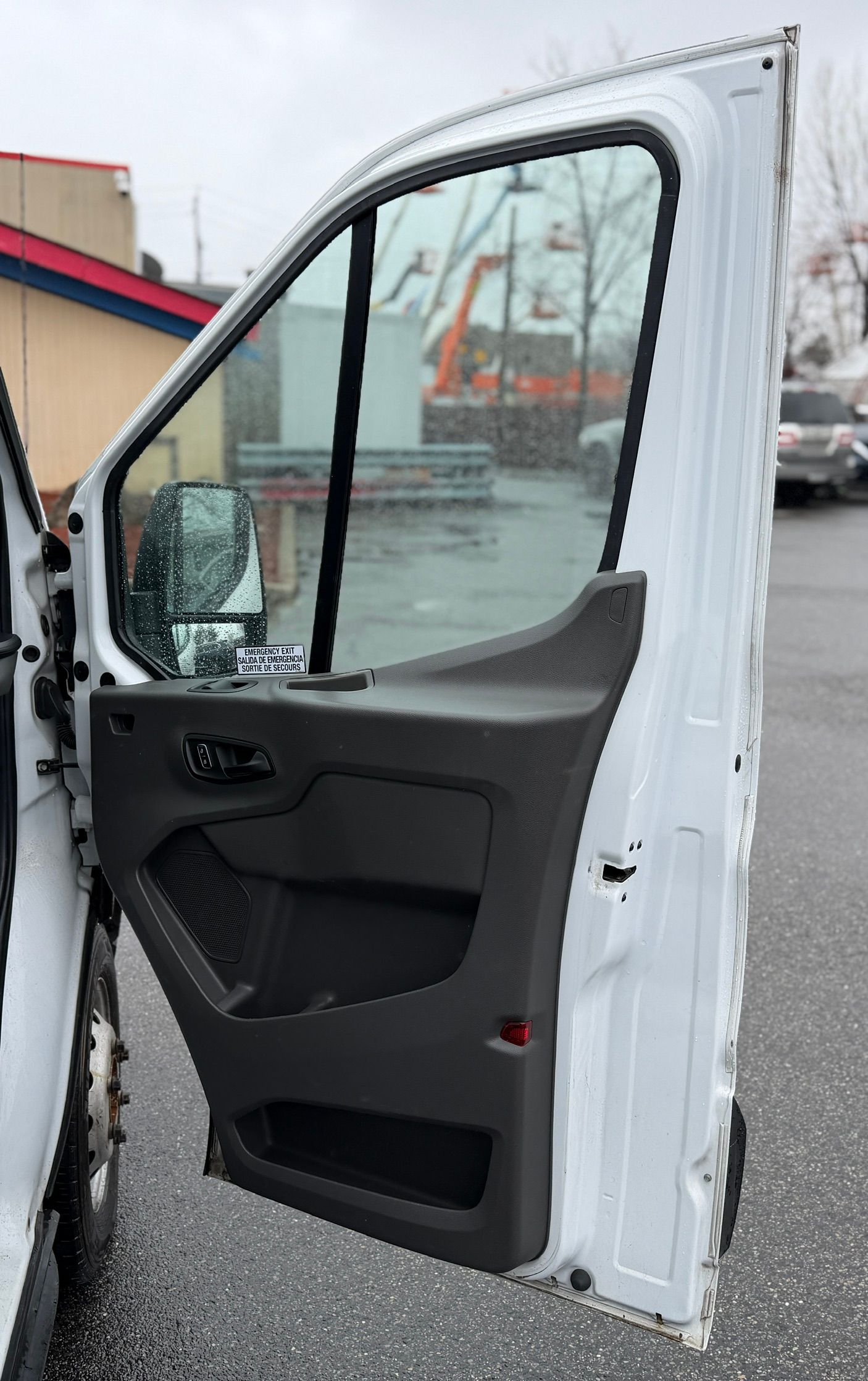 2023 Ford Transit Passenger Van XL - Photo 26