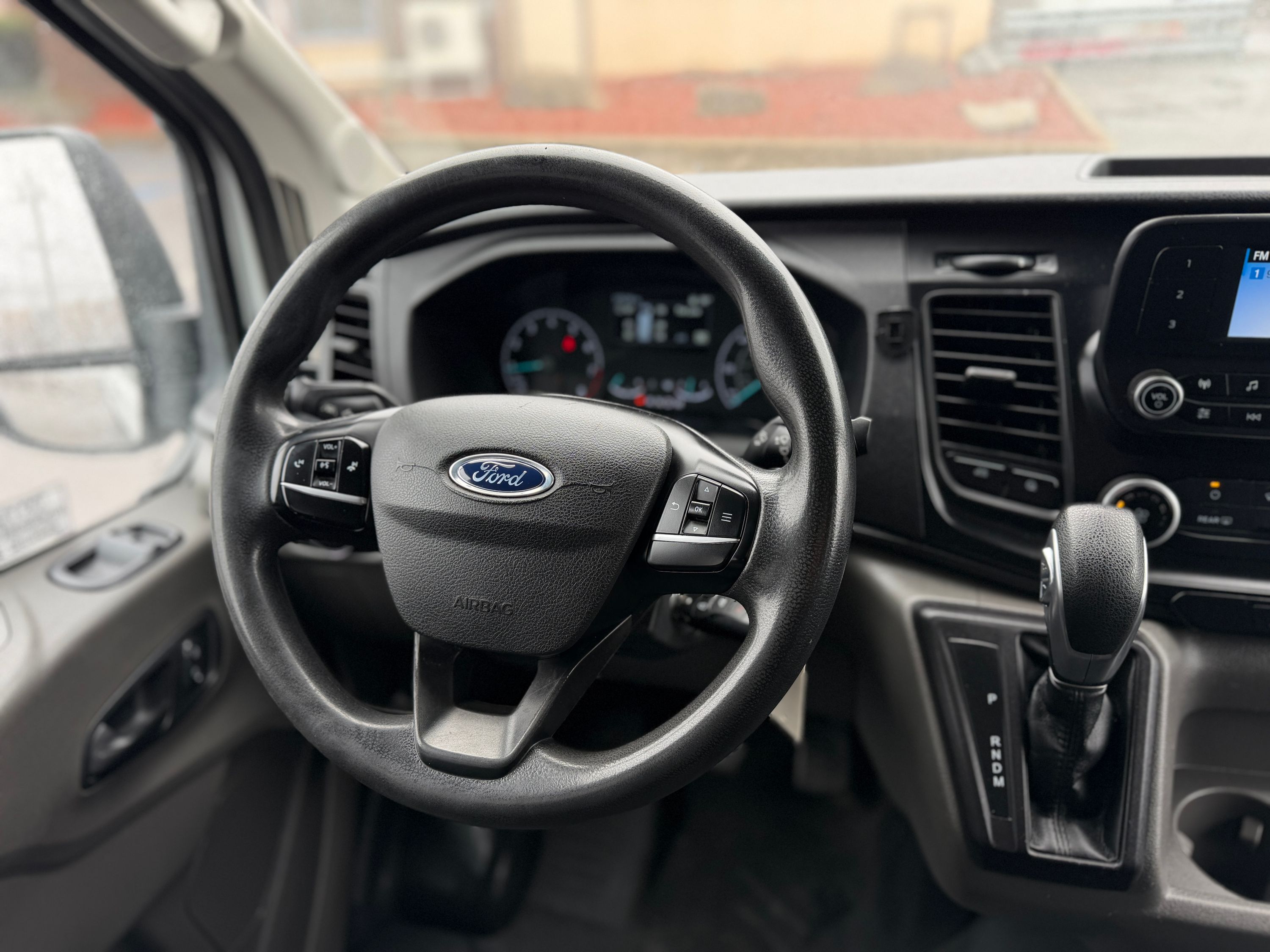 2023 Ford Transit Passenger Van XL - Photo 29