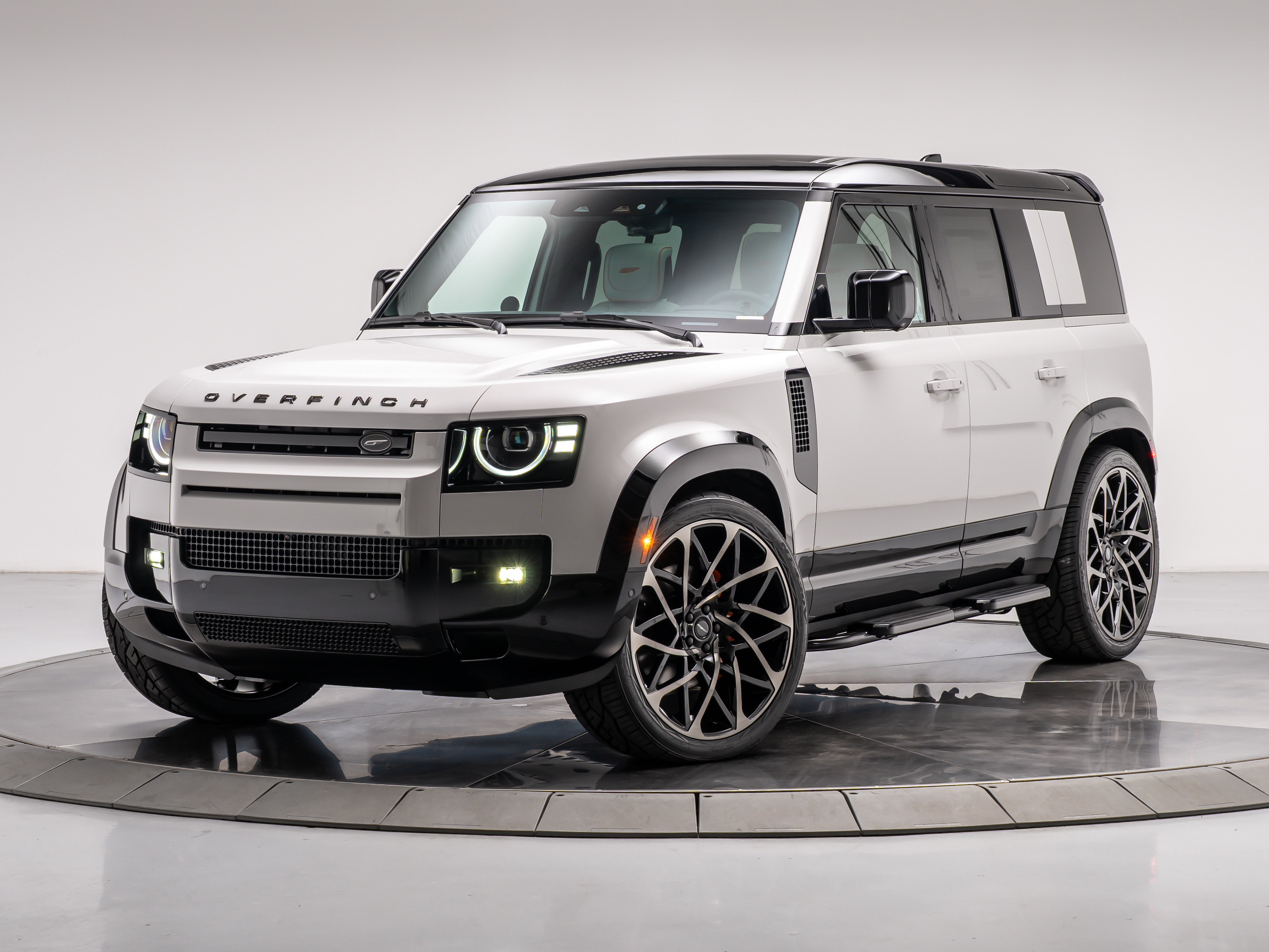 New 2026 Land Rover Defender P500 X-Dynamic SE