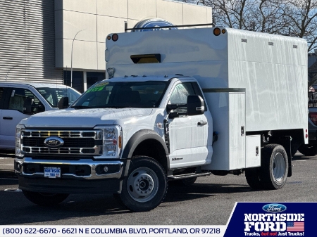 2025 Ford Super Duty F-600 DRW XL