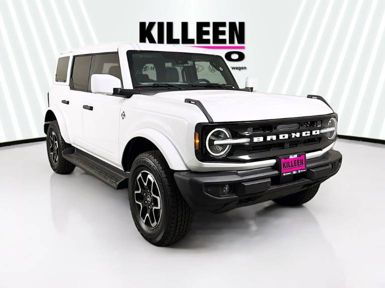 2026 Ford Bronco Outer Banks