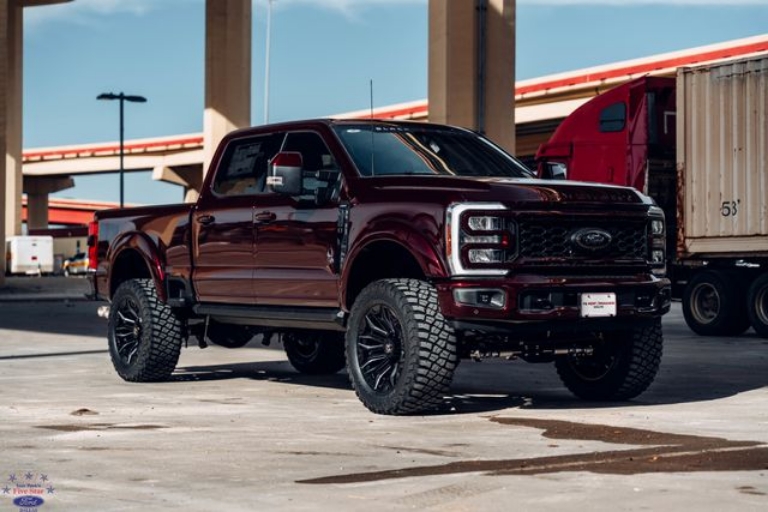 2026 Ford F-250SD Black Widow