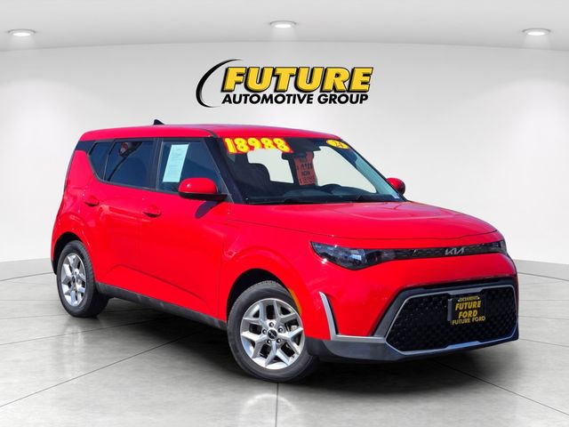 2024 Kia Soul LX