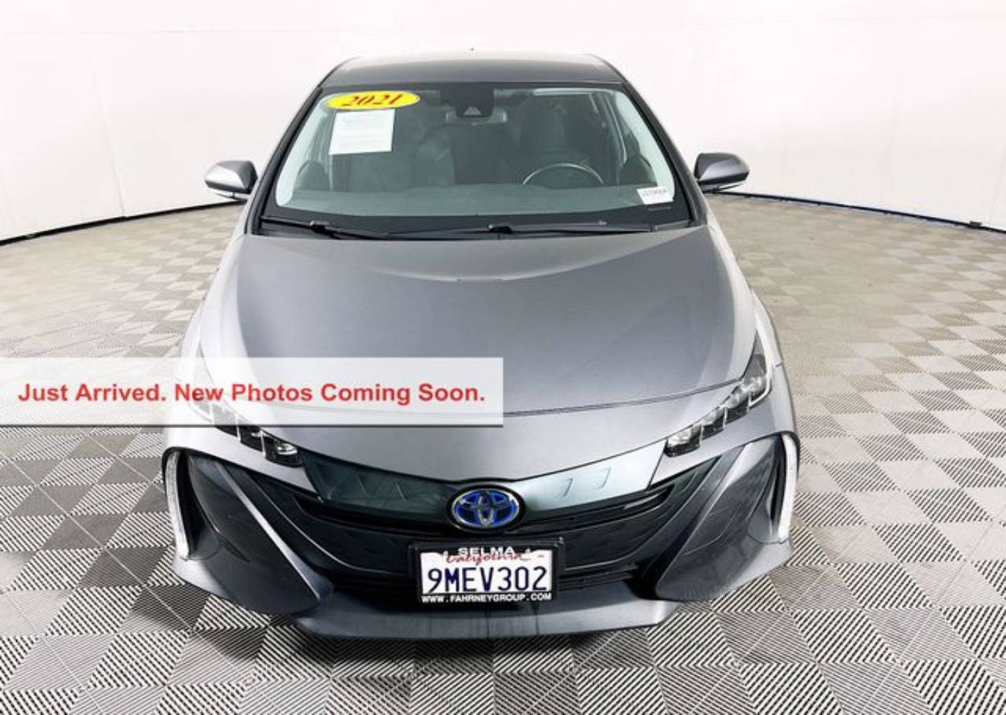 Used 2021 Toyota Prius Prime LE with VIN JTDKAMFP5M3185393 for sale in Selma, CA
