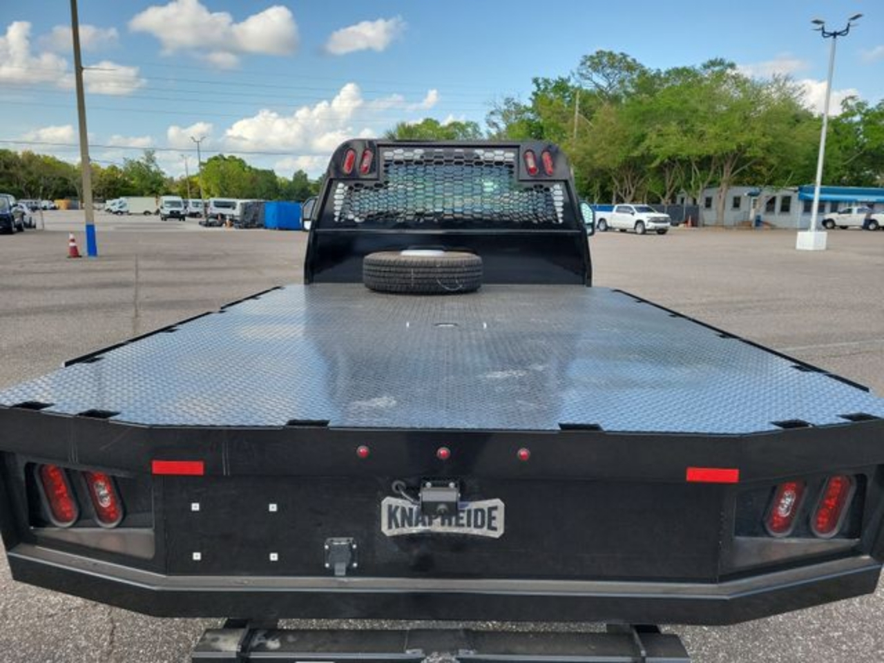 2025 Ford F-350 Super Duty Chassis Cab XL - Photo 7