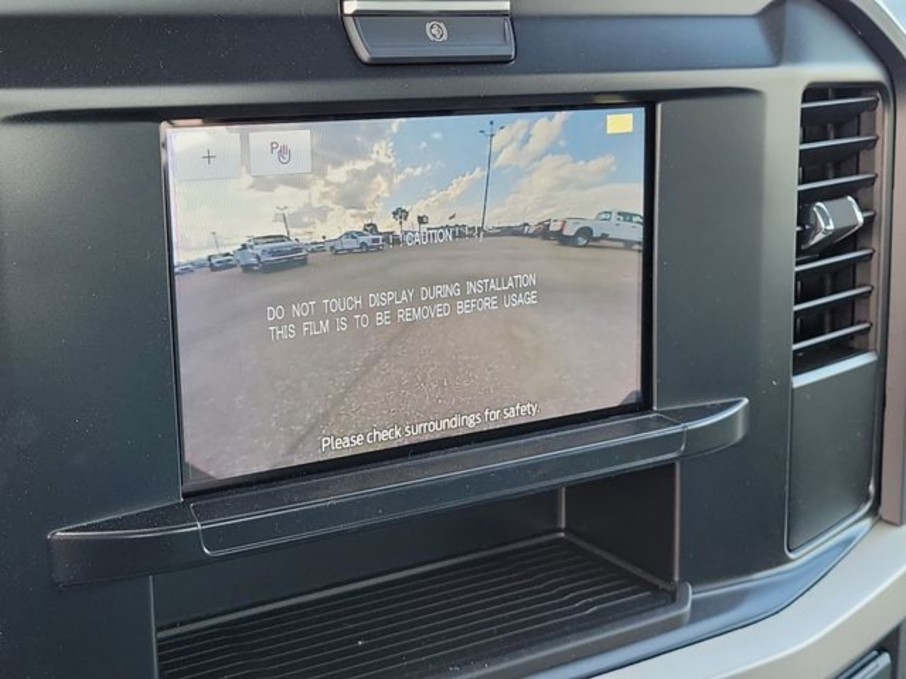 2025 Ford F-350 Super Duty Chassis Cab XL - Photo 14