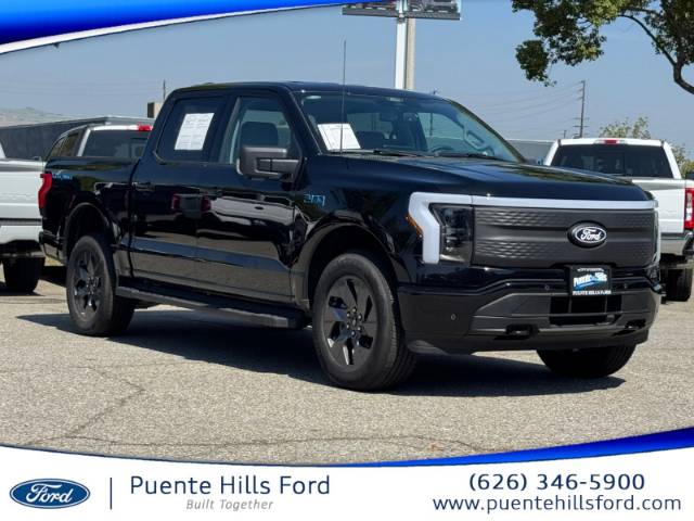 2025 Ford F-150 Lightning Flash