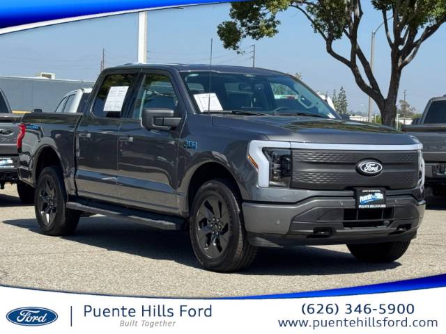 2025 Ford F-150 Lightning Flash