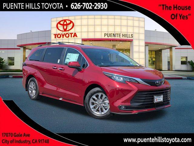 2026 Toyota Sienna XLE