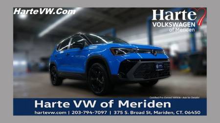 2025 Volkswagen Taos SE Black