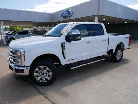 2026 Ford Super Duty F-350 SRW LARIAT