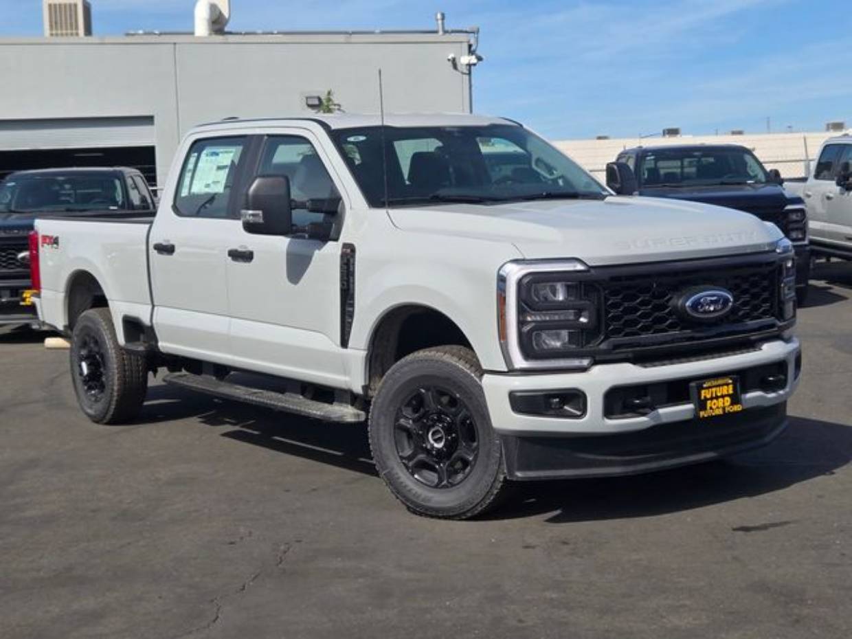 2026 Ford F-250 XL 4x4 Crew Cab 6-3/4' Box's photo