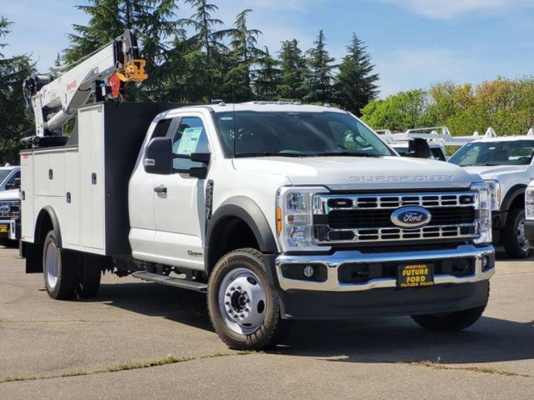 2024 Ford F-550SD XL