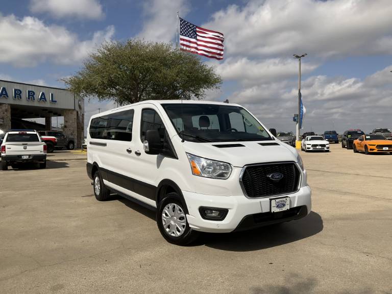 2022 Ford Transit Passenger Wagon XL