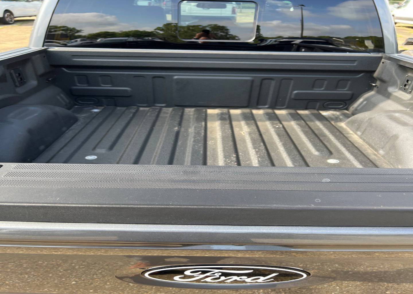 2025 Ford F-150 Lariat - Photo 6