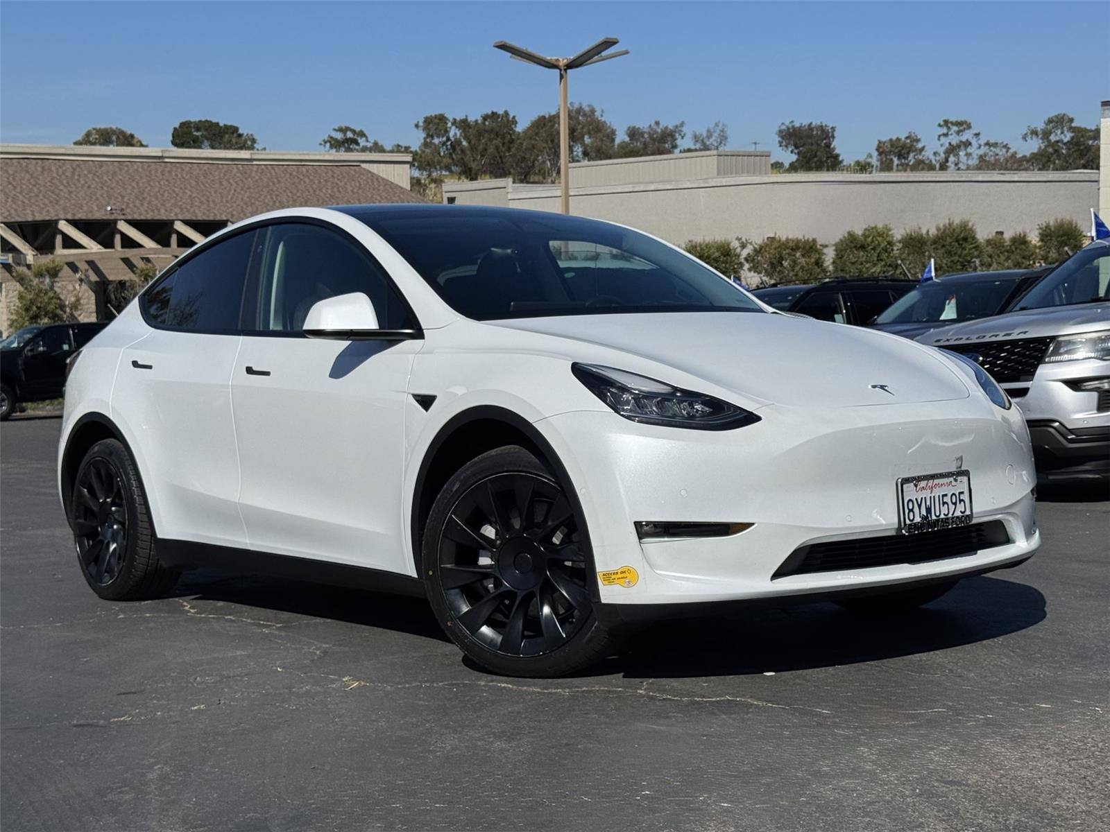 Used 2021 Tesla Model Y Long Range with VIN 5YJYGDEE7MF284471 for sale in Encinitas, CA