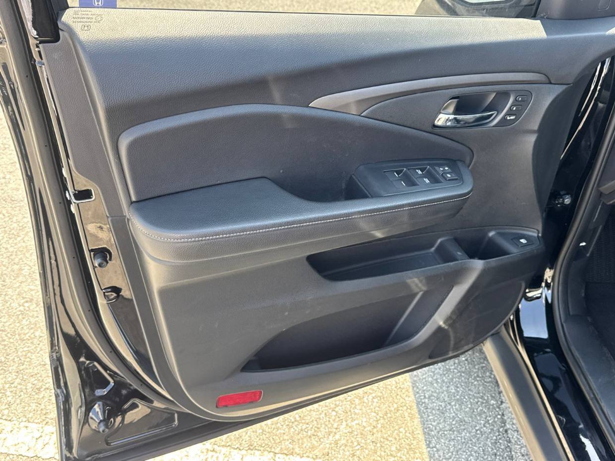 2025 Honda Ridgeline RTL - Photo 10