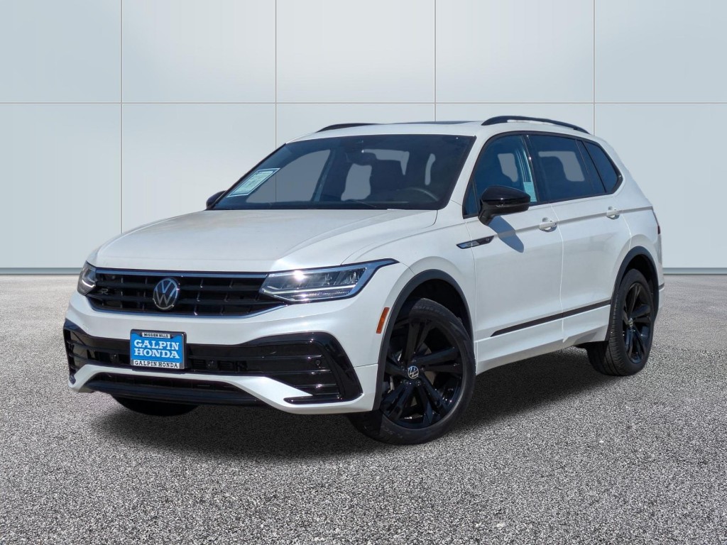 2023 Volkswagen Tiguan 2.0T SE R-Line Black