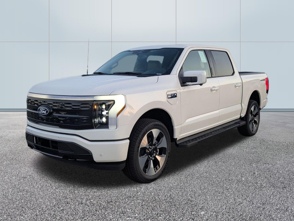 2025 Ford F-150 Lightning Platinum