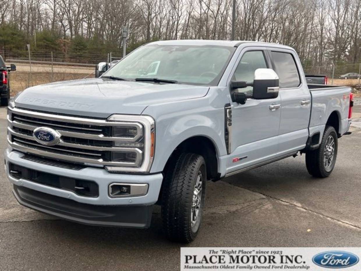 2025 Ford F-350 Platinum 4x4 Crew Cab 6-3/4' Box SRW's photo