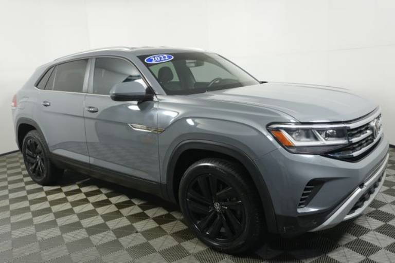 2022 Volkswagen Atlas Cross Sport 2.0T SE w/Technology