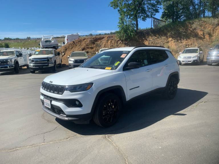 2025 Jeep Compass Latitude