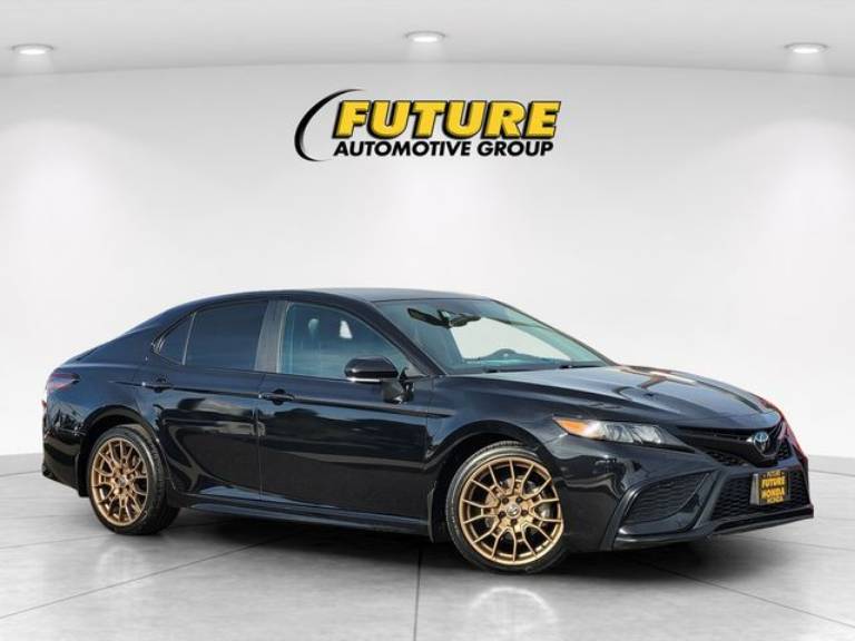 2024 Toyota Camry SE Nightshade
